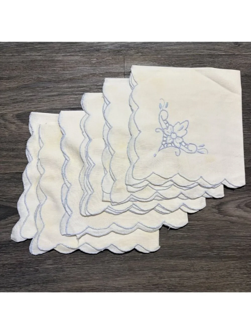 Set 6 Vintage White Linen Napkins Scalloped Blue Embroidered Floral Cottagecore